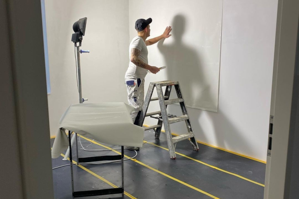 Renovlies specialist in Alphen aan den Rijn | Strak Behangwerk